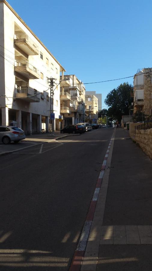 Guesthouse Comfy - Separate Rooms In The Apartment For A Relaxing Holiday Haifa Exterior foto