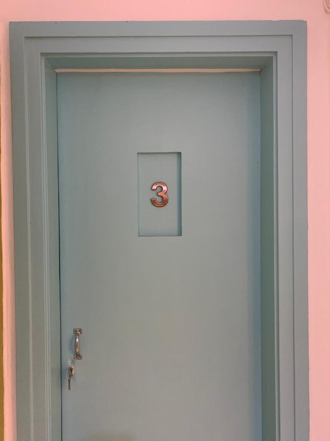 Guesthouse Comfy - Separate Rooms In The Apartment For A Relaxing Holiday Haifa Exterior foto